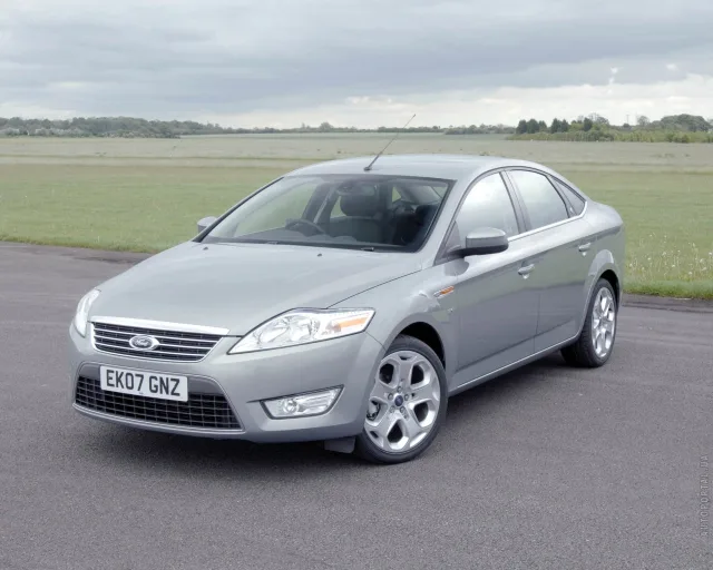 Ford Mondeo 2.0 MT Titanium — 25