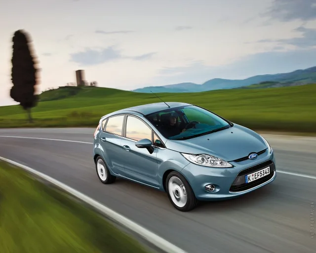 Ford Fiesta 2008 хетчбек — 16