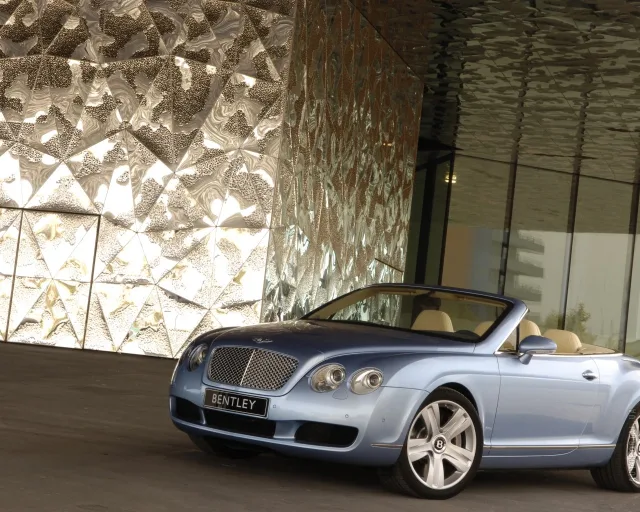 Bentley Continental GTC 2005 кабріолет — 23