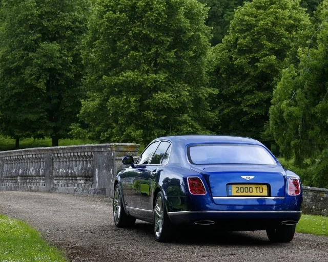 Bentley Mulsanne 6.8 AT ​Extended Wheelbase — 13