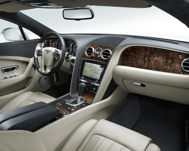Bentley Continental GT 2011 (Бентли Континенталь ГТ) купе — 8