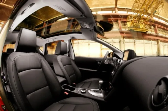 Nissan Qashqai 2006 кросовер — 2