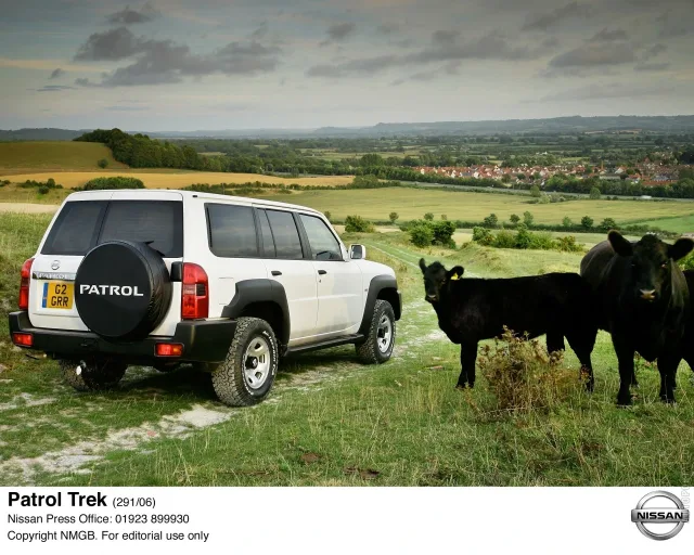 Nissan Patrol 2004 позашляховик — 4