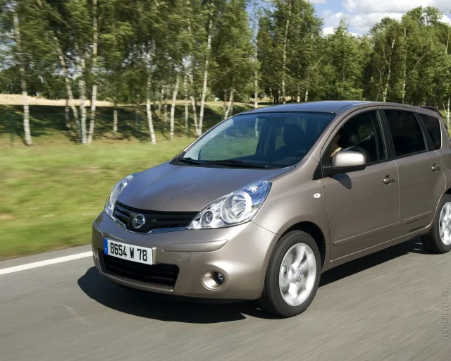 Nissan Note 1.6 AT Silver Edition — 14