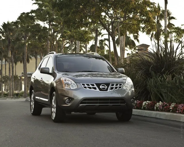 Nissan Rogue (Ниссан Рог) кроссовер — 18