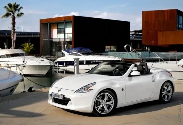 Nissan 370Z Roadster кабріолет — 9