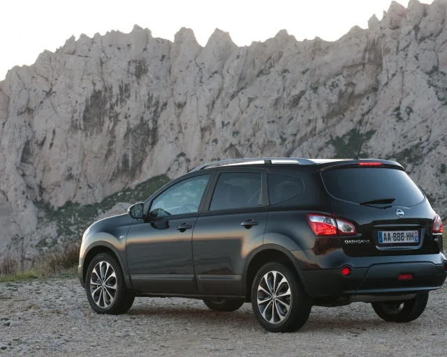 Nissan Qashqai+2 2.0 MT XE — 11