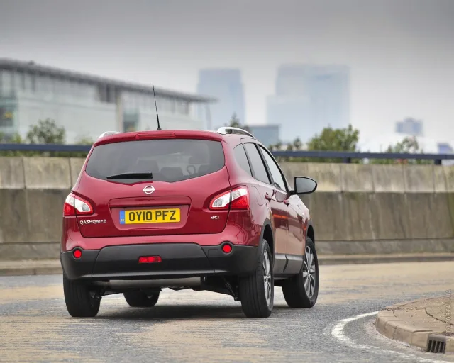Nissan Qashqai+2 2.0 MT XE — 19