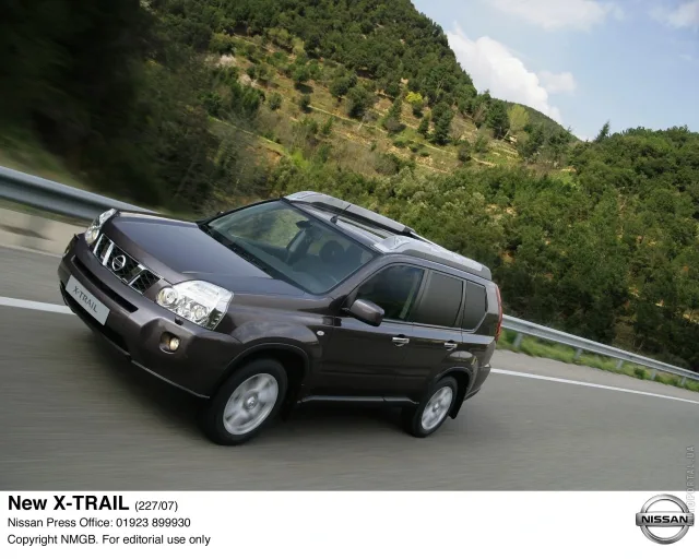 Nissan X-Trail 2007 (Ниссан Икс Трейл) кроссовер — 12