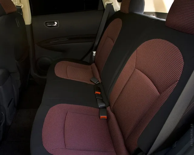 Nissan Rogue 2.5 AT — 6