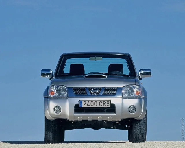 Nissan NP300 Pick Up пікап — 11