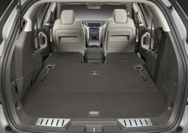 Chevrolet Traverse 3.6 AT 2LT — 9