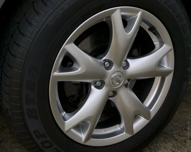 Nissan Rogue 2.5 AT — 21