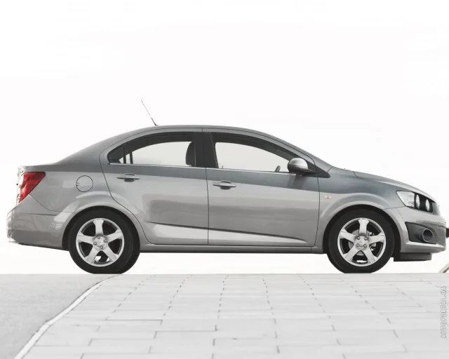 Chevrolet Aveo 2012 (Шевроле Авео) седан — 21