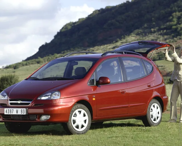 Chevrolet Tacuma microvan — 22
