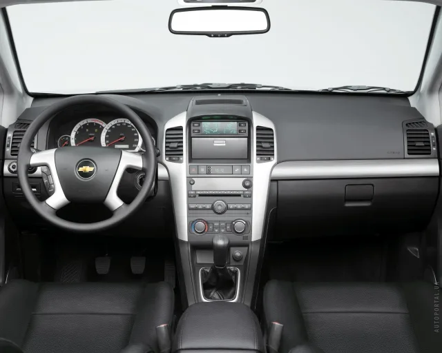 Chevrolet Captiva 2.4 AT LT — 2
