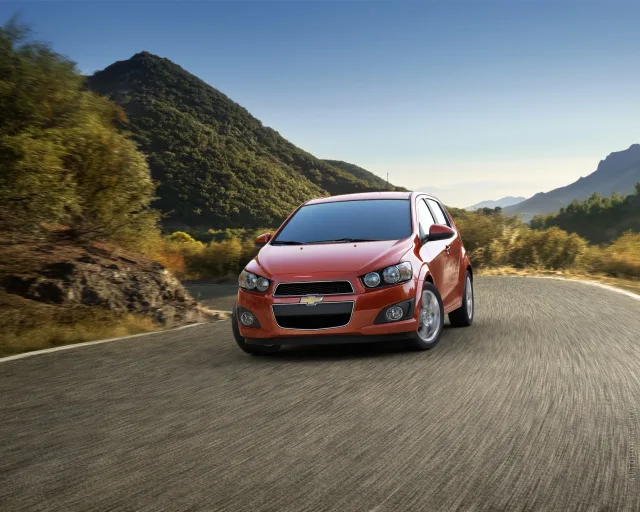 Chevrolet Aveo 2012 (Шевроле Авео) 5-ти дверный хэтчбек — 24