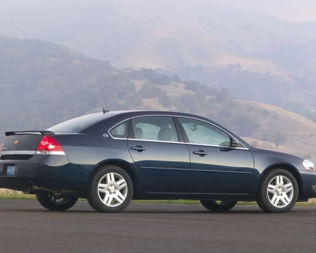 Chevrolet Impala 2005 sedan — 15