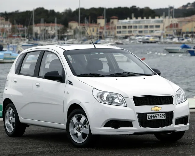 Chevrolet Aveo (Шевроле Авео) 5-ти дверный хэтчбек — 19