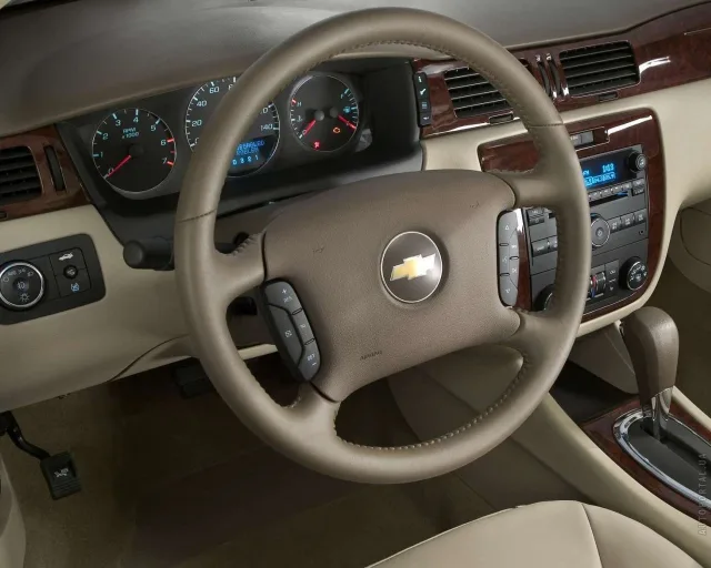 Chevrolet Impala 2005 sedan — 6