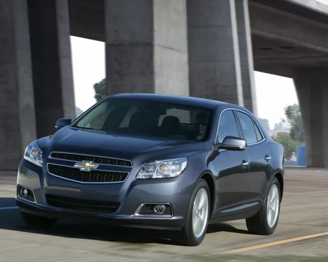 Chevrolet Malibu 2011 sedan — 11