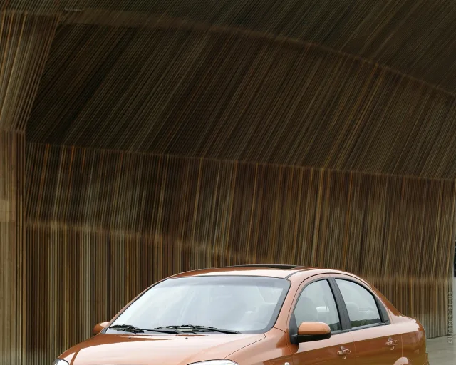 Chevrolet Aveo седан — 14