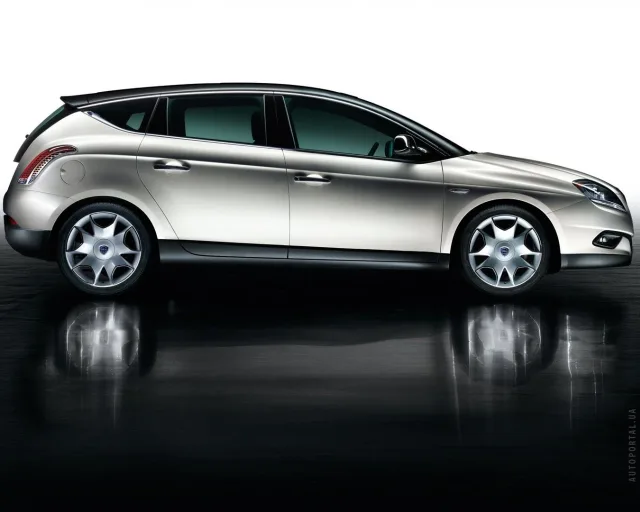 Lancia Delta (Лянча Дельта) хэтчбек — 16