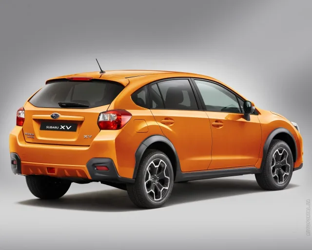 Subaru XV 2011 кросовер — 14