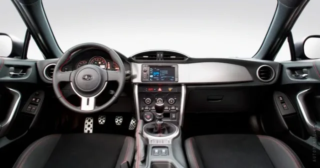 Subaru BRZ купе — 5