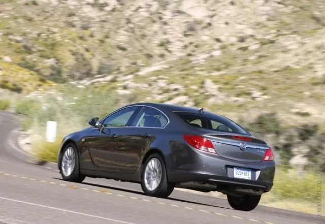 Buick Regal седан — 19