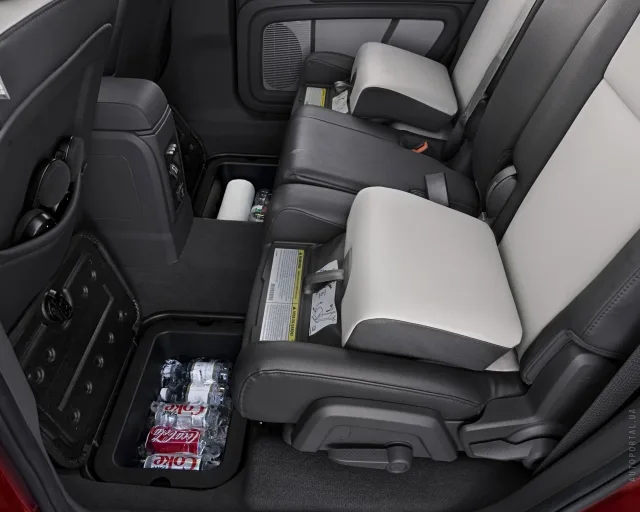 Dodge Journey crossover — 3