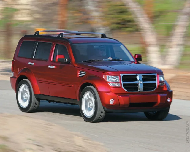 Dodge Nitro 2.8D AT SXT — 6