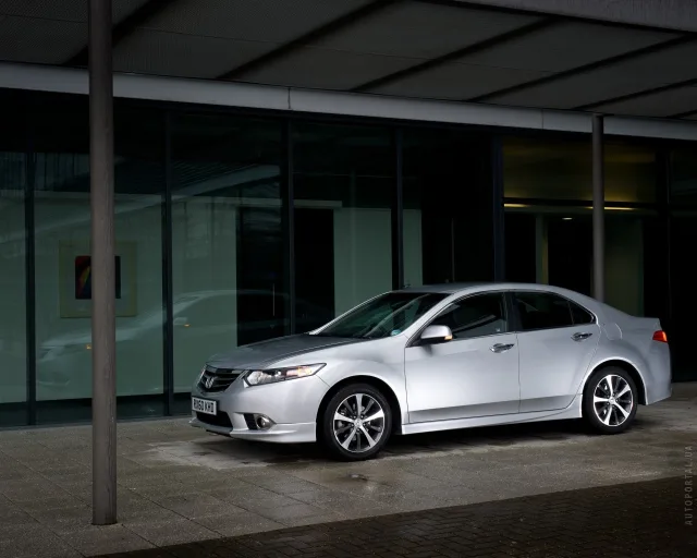 Honda Accord 2011 (Хонда Аккорд) седан — 5