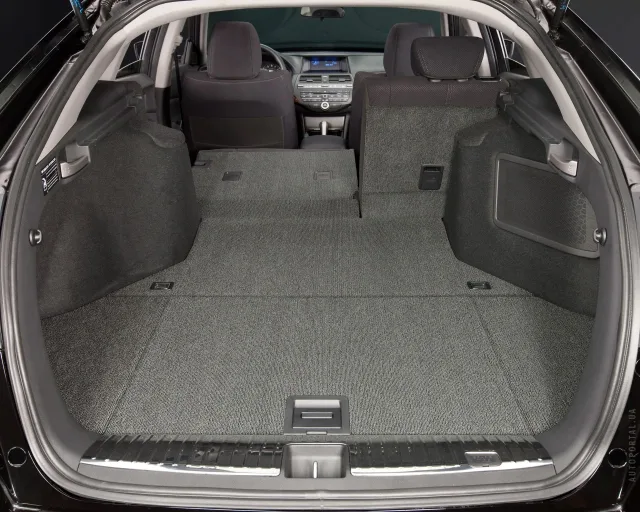 Honda Crosstour кросовер — 4
