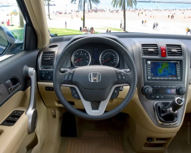 Honda CR-V кросовер — 8