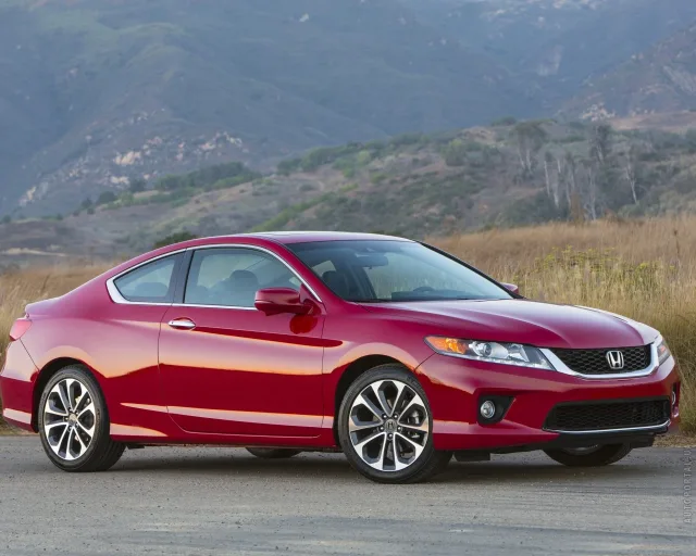 Honda Accord Coupe 2012 (Хонда Аккорд Купе) купе — 5