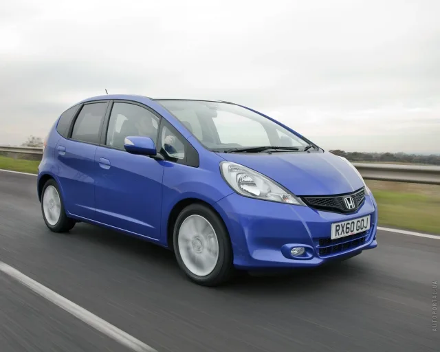 Honda Jazz 2011 microvan — 22