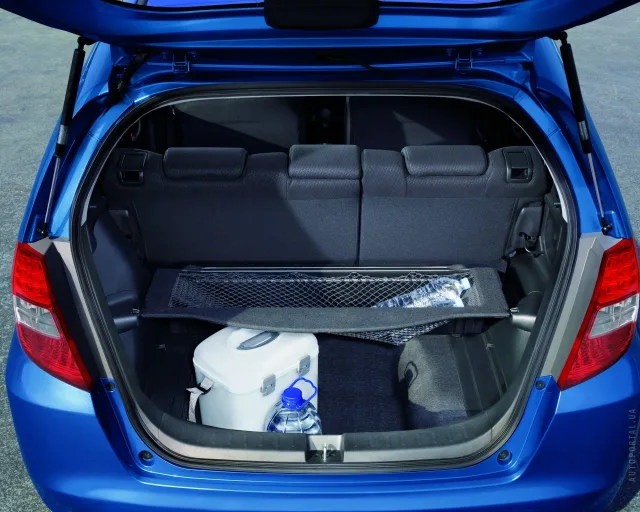 Honda Jazz 2011 microvan — 6