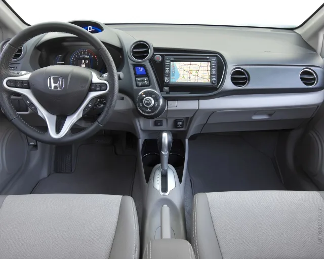 Honda Insight 1.3 AT — 11