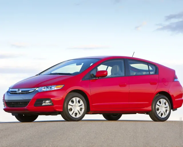 Honda Insight 1.3 AT — 19