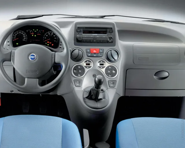 Fiat Panda 1.2 AT Dinamic — 6