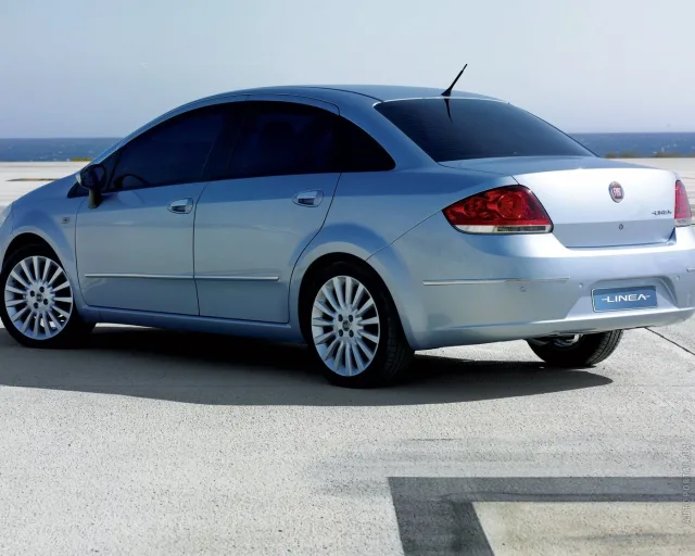 Fiat Linea седан — 21