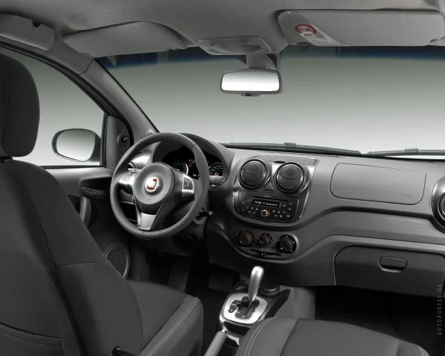 Fiat Palio 5-дверний хетчбек — 7