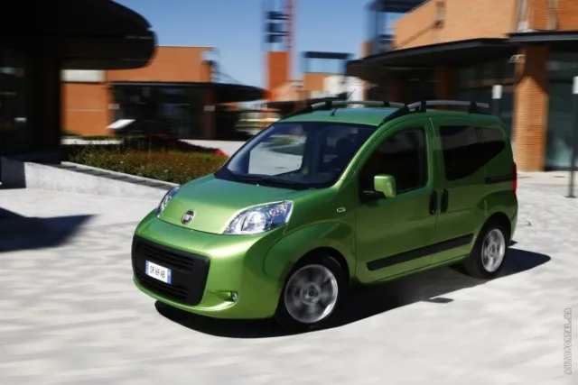 Fiat Qubo універсал — 17