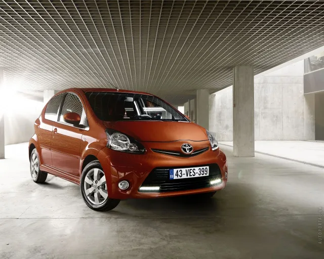 Toyota Aygo хетчбек — 5