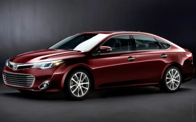 Toyota Avalon 2012 седан — 10