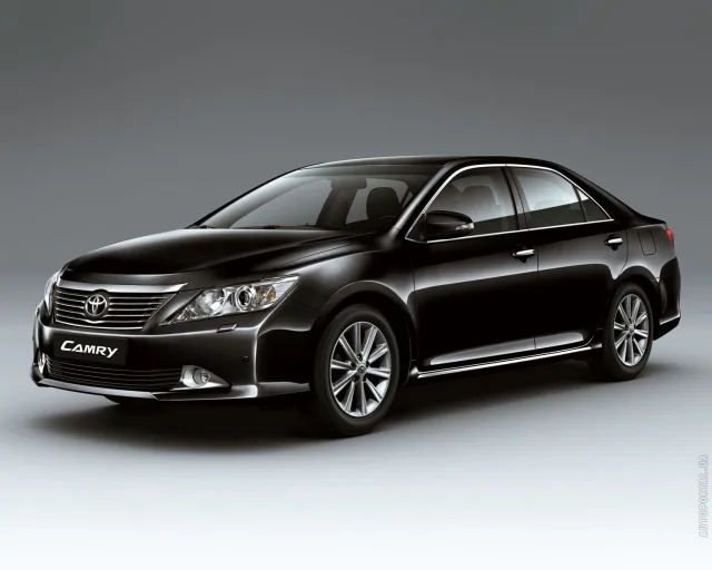 Toyota Camry 2012 седан — 15
