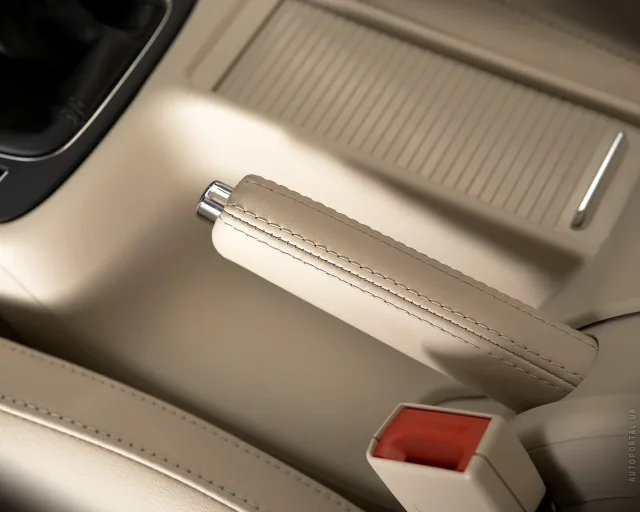 Skoda Superb 2.0D AT Elegance — 9