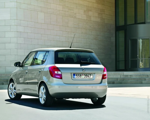 Skoda Fabia 1.4 MT Classic — 25