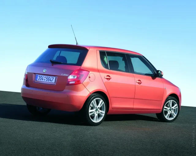Skoda Fabia 1.4 MT Classic — 17